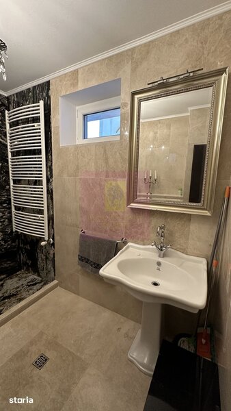 De vanzare, Apartament de LUX